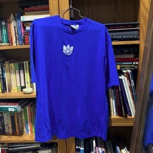 Adidas t shirt